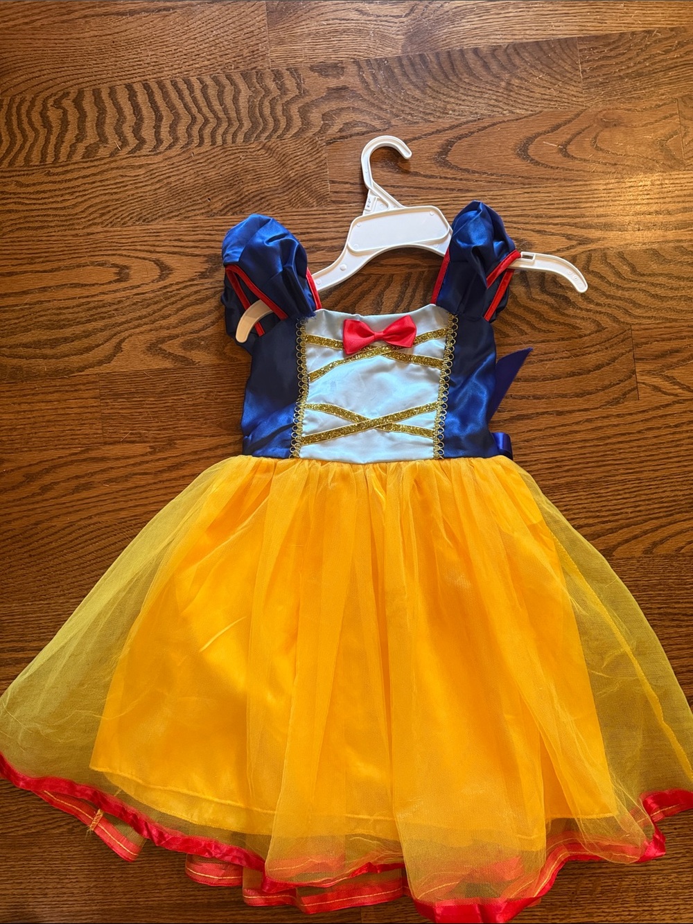 Snow White dress
